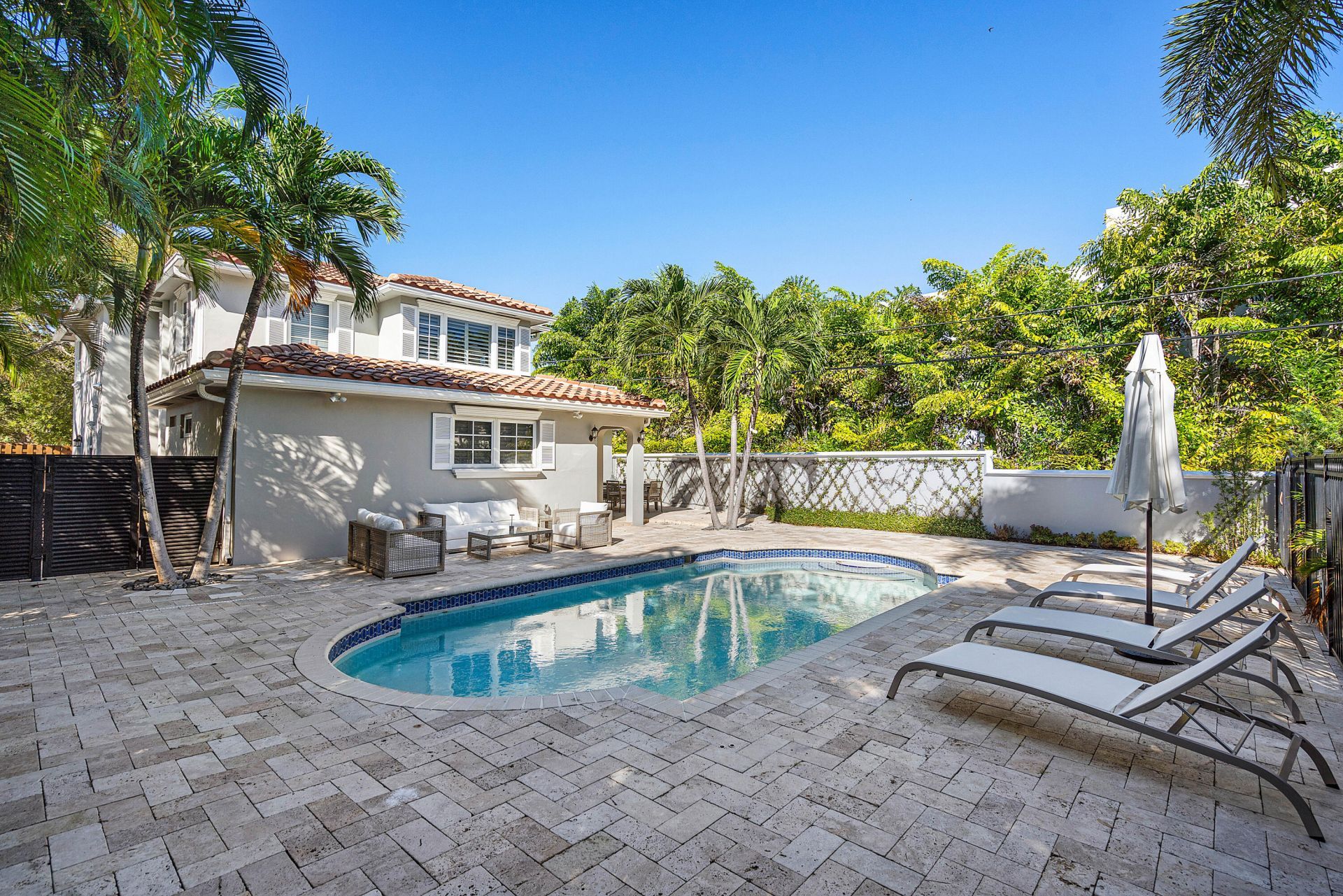 820 Palm Trail, Delray Beach, FL 33483 Photo