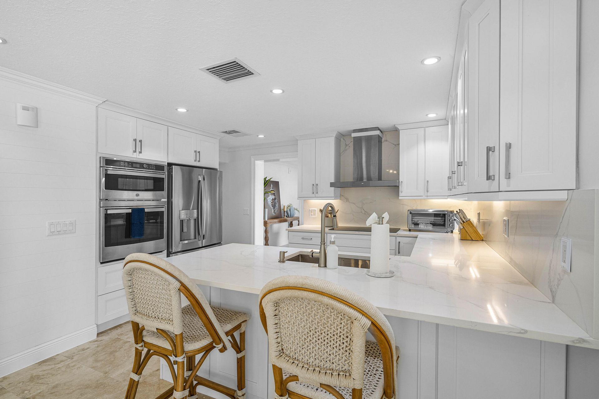 820 Palm Trail, Delray Beach, FL 33483 Photo