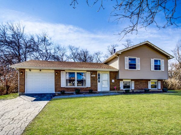 1052 Blackhawk Drive , University Park, IL 60484