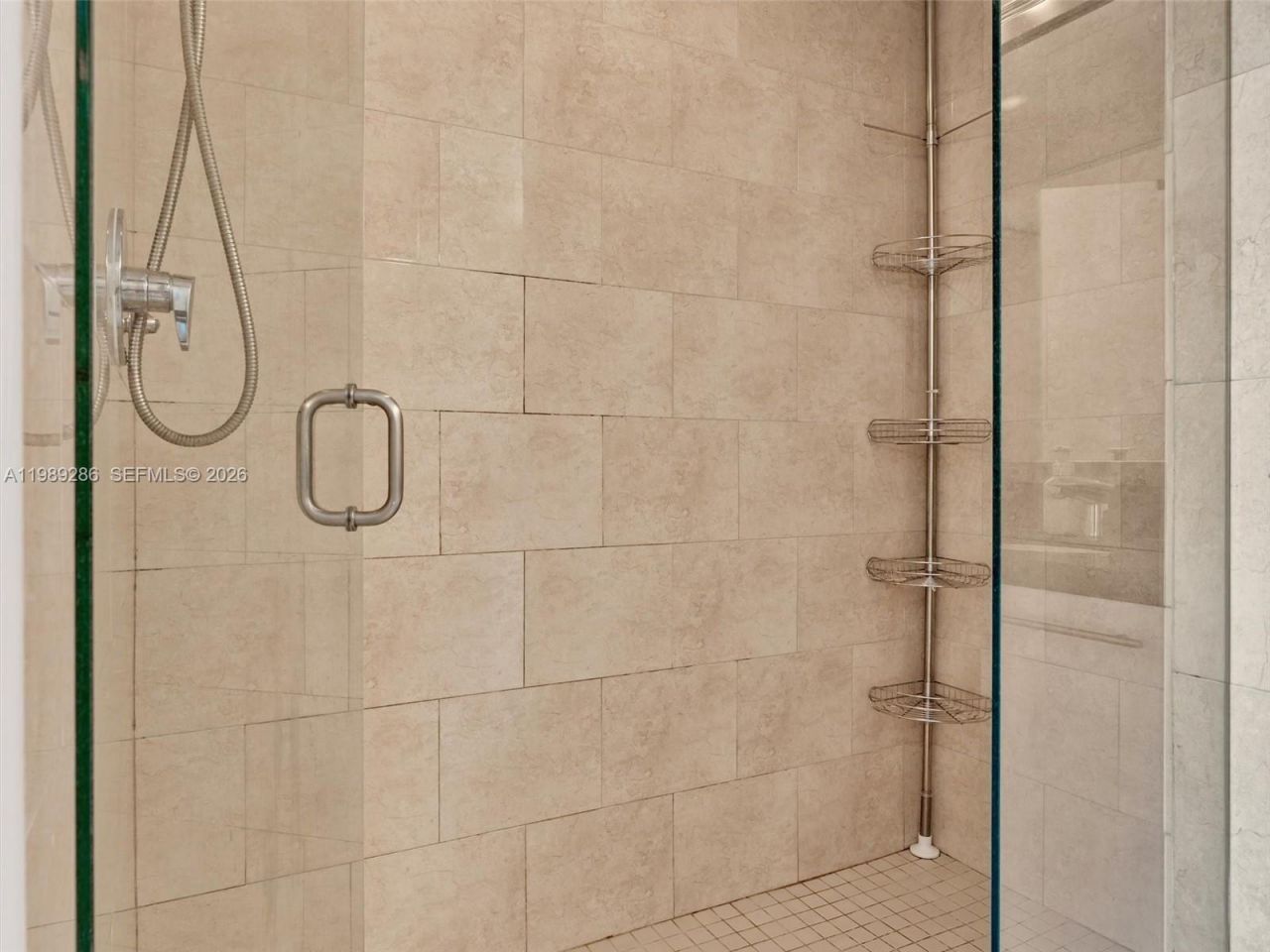 90 SW 3rd St , Unit 2013, Miami, FL 33130 Photo