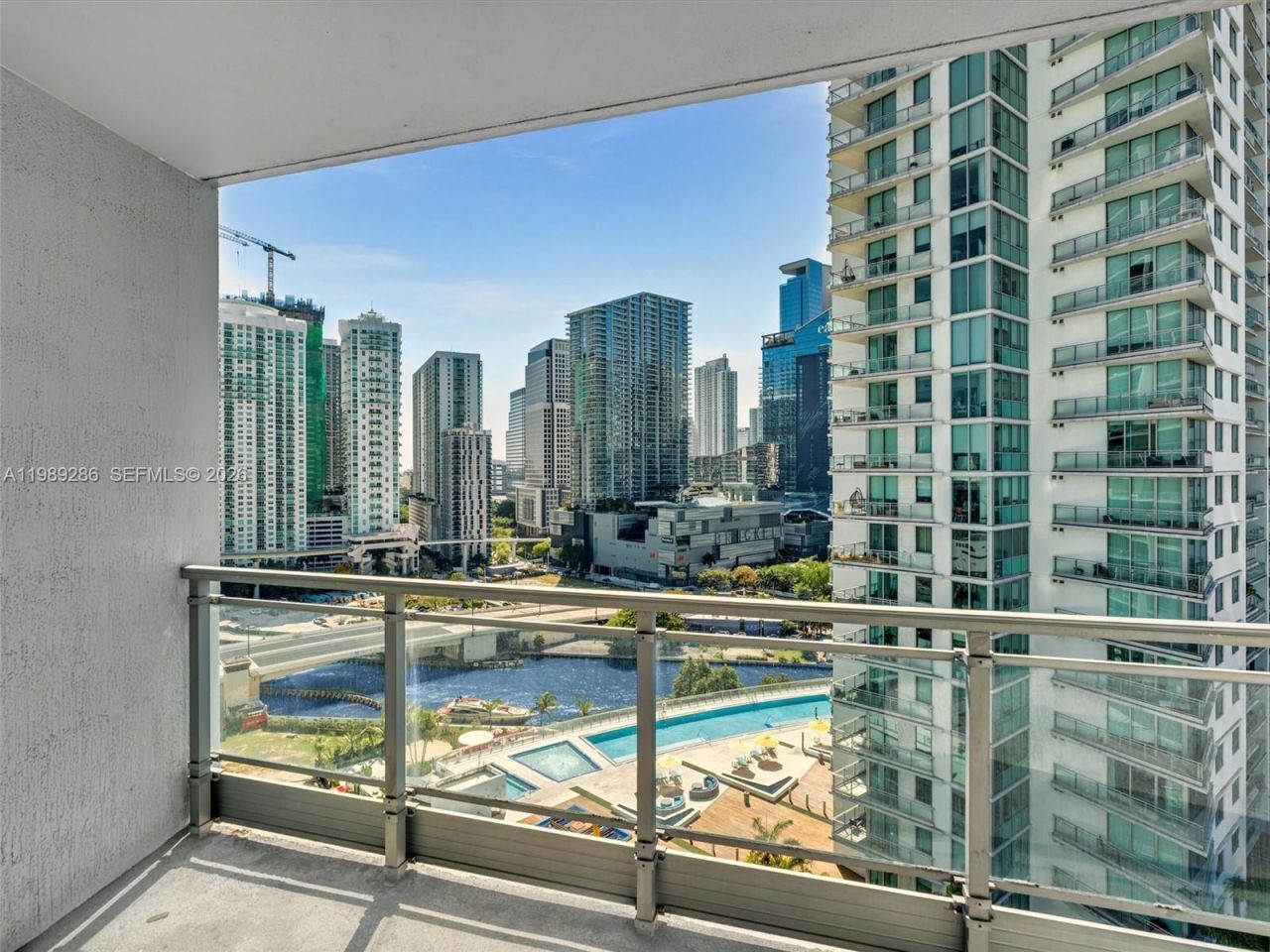 90 SW 3rd St , Unit 2013, Miami, FL 33130 Photo