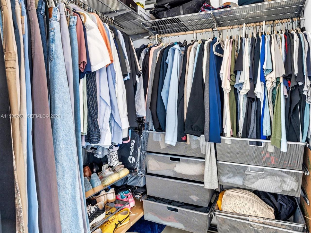 90 SW 3rd St , Unit 2013, Miami, FL 33130 Photo