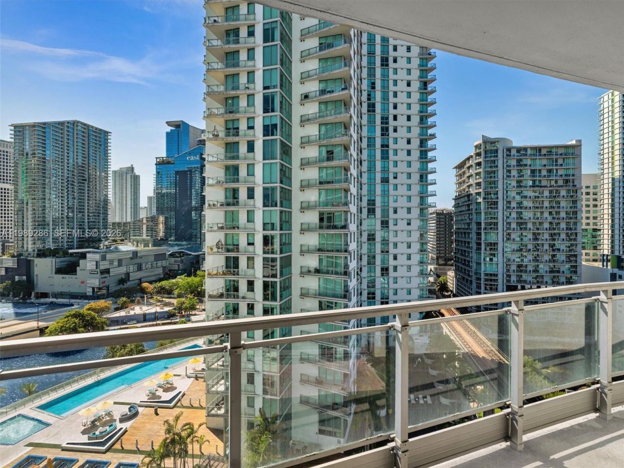 90 SW 3rd St , Unit 2013, Miami, FL 33130 Photo