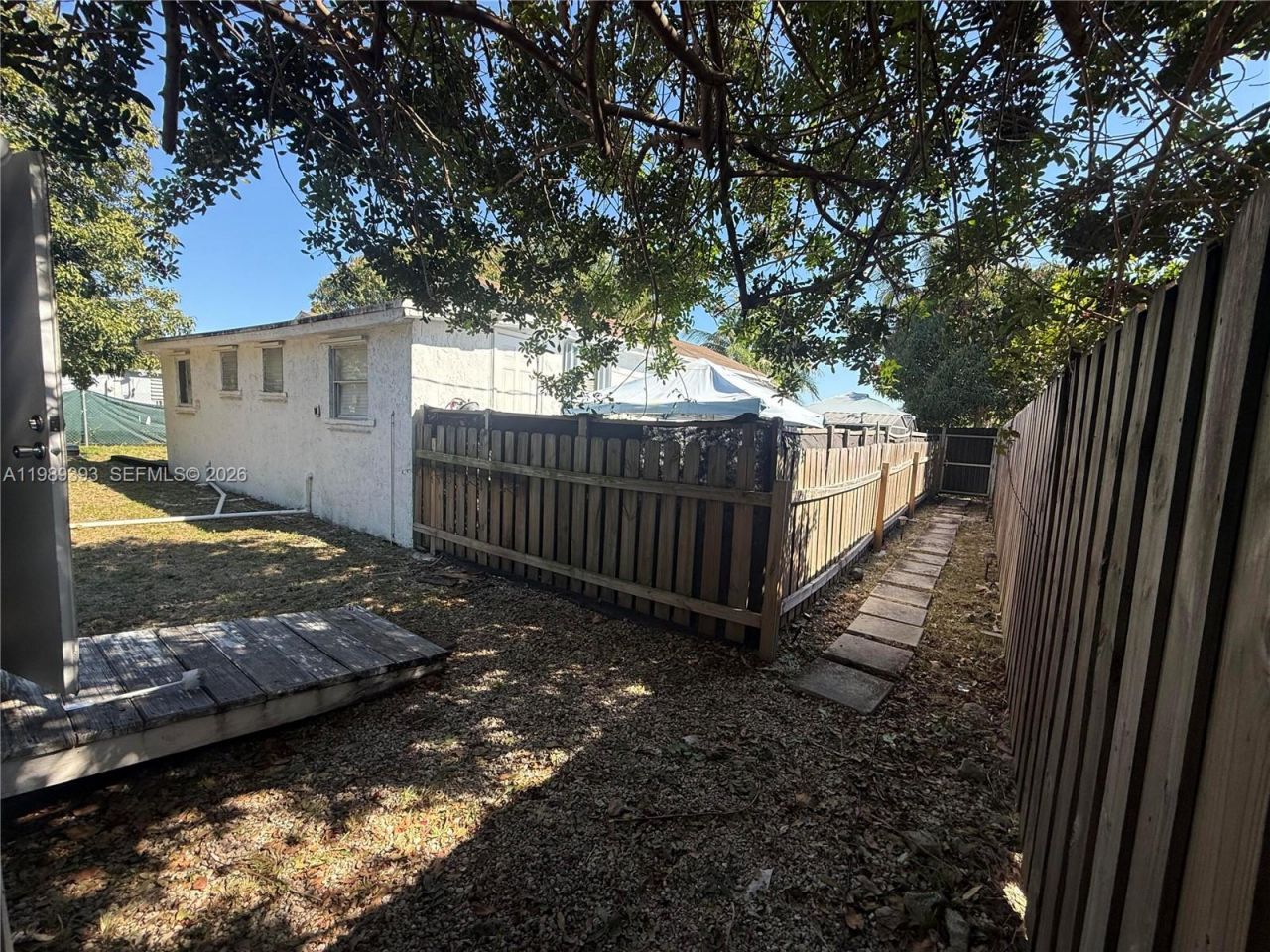 10601 SW 173rd St , Miami, FL 33157 Photo