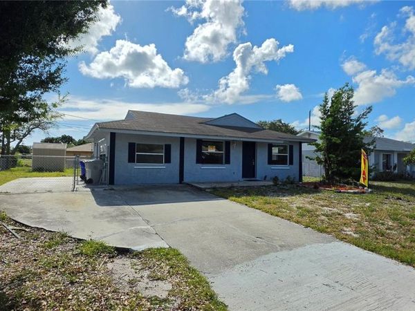 338 SW 8th Ave SW, Unit ., Vero Beach, FL 32962