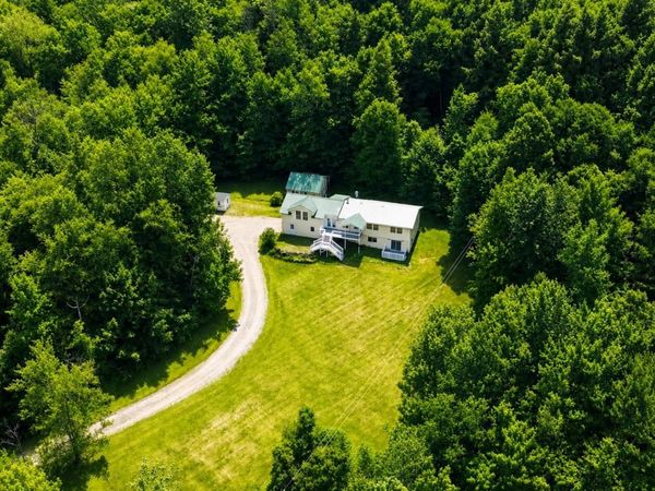 260 Weaver Road, Huntington, VT 05462