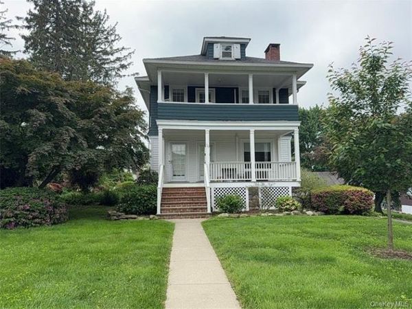 36 Grand Avenue, Unit 2, Scarsdale, NY 10583