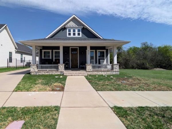 429 Skye Lane, Midlothian, TX 76065