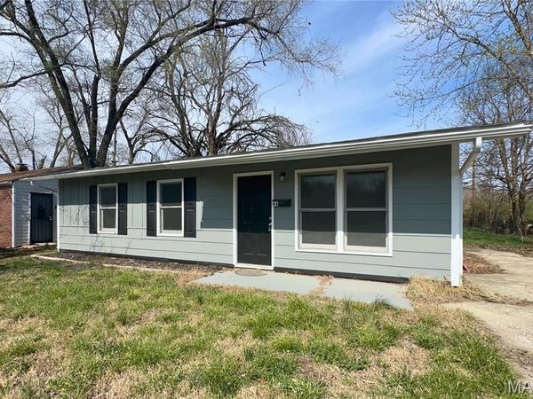 44 E Adams Drive , Cahokia, IL 62206