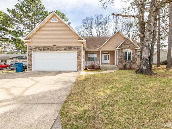 6200 Pinecrest Drive , Poplar Bluff, MO 63901