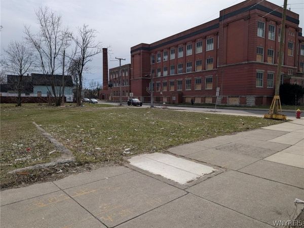 1385 Broadway, Buffalo, NY 14212