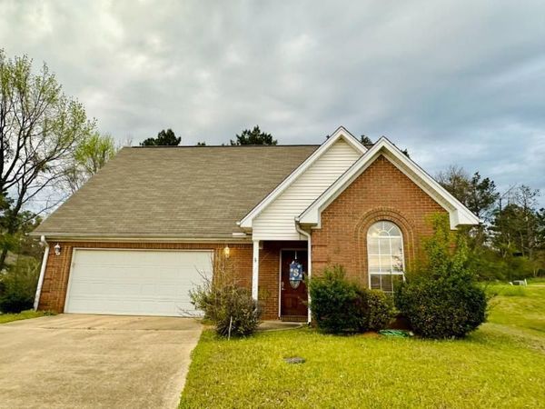 187 Megs Ln., Saltillo, MS 38866