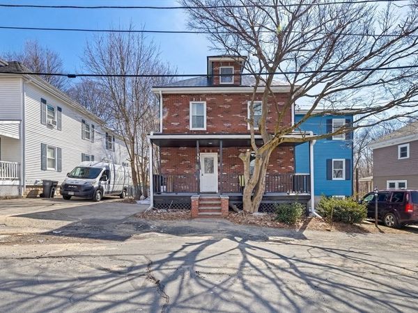 38 11th Ave, Haverhill, MA 01830