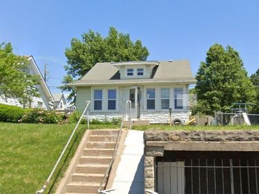 5421 23 Street , Omaha, NE 68107