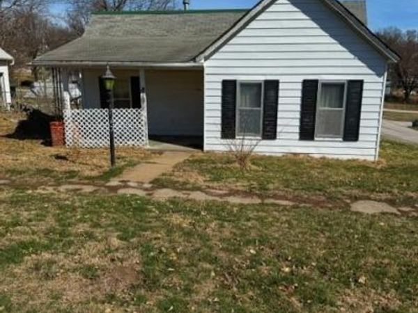 401 Broadway Street, Fairfax, MO 64446