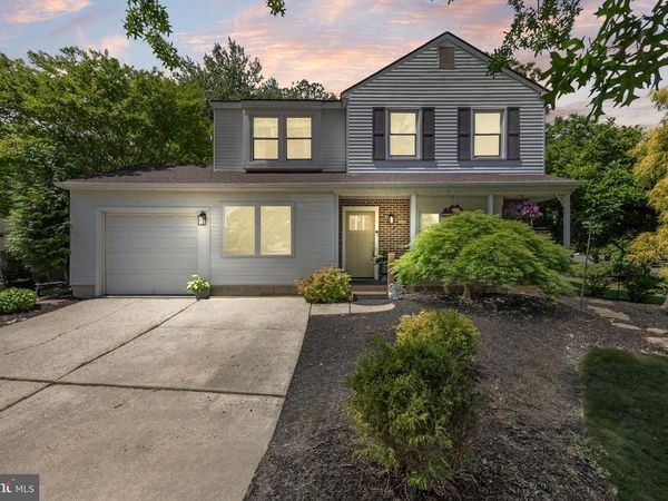 2 DEVONSHIRE ROAD, MOUNT LAUREL, NJ 08054