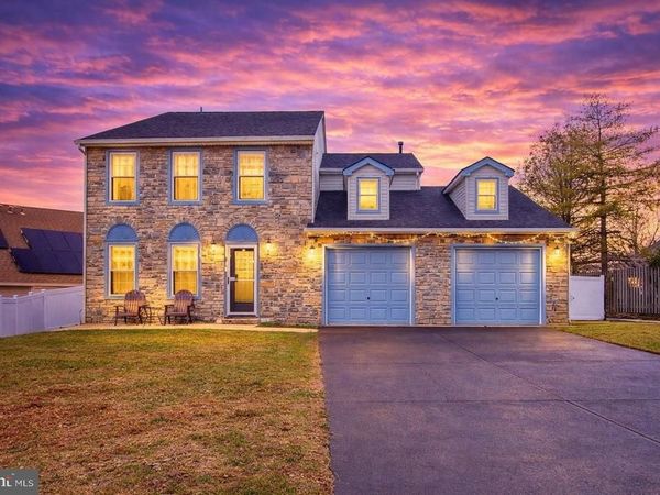 9 ARIEL DRIVE, MOUNT HOLLY, NJ 08060