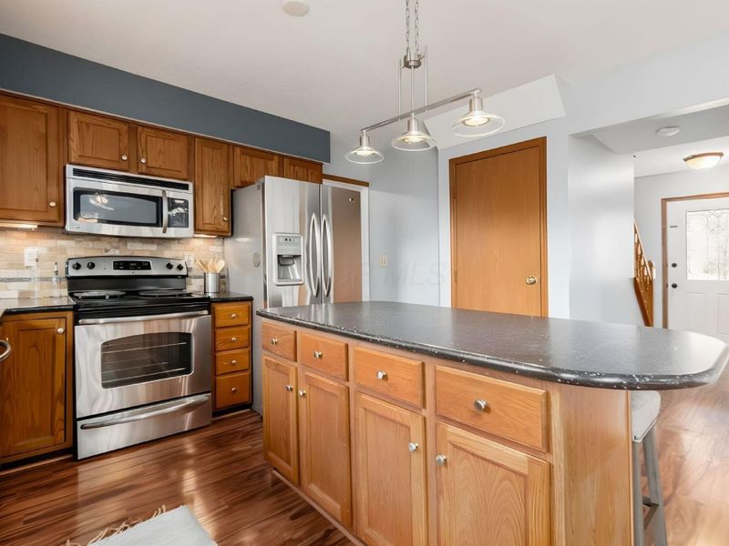 8659 Cadet Drive N, Galloway, OH 43119 Photo 14