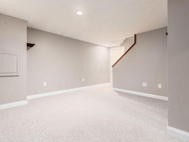 8659 Cadet Drive N, Galloway, OH 43119 Photo 37