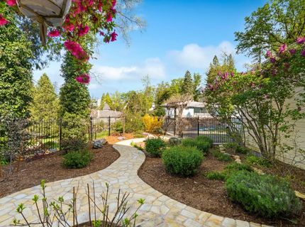 990 Thompson Way, Placerville, CA 95667 Photo