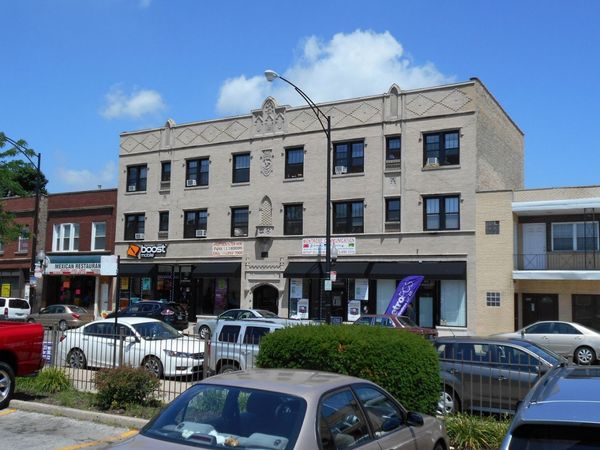 3412 W Montrose Avenue , Unit 305, Chicago, IL 60618