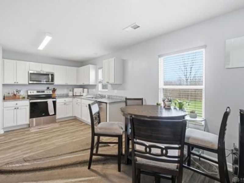 5645 Brampton Place, Trotwood, OH 45315 Photo 12