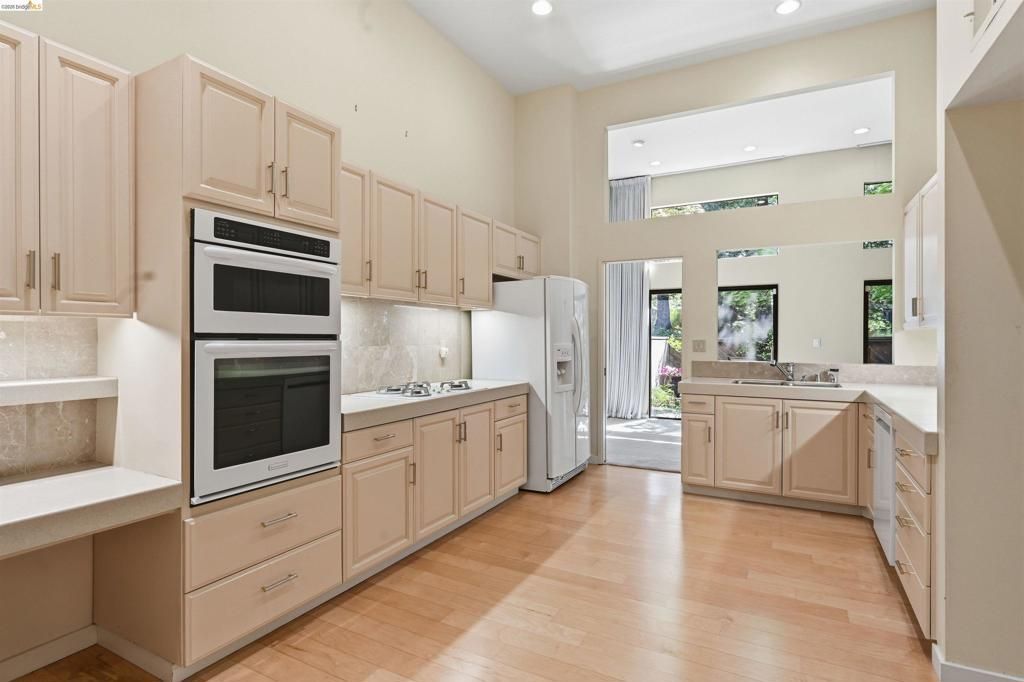 1925 Piper Ridge Ct, Walnut Creek, CA 94597 Main Photo