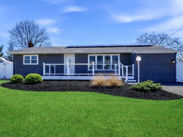 26 Patrician Street, Holbrook, NY 11741