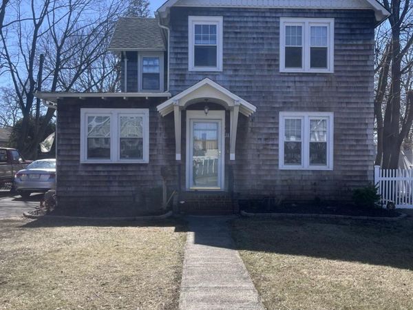 24 Arnold Avenue , West Babylon, NY 11704