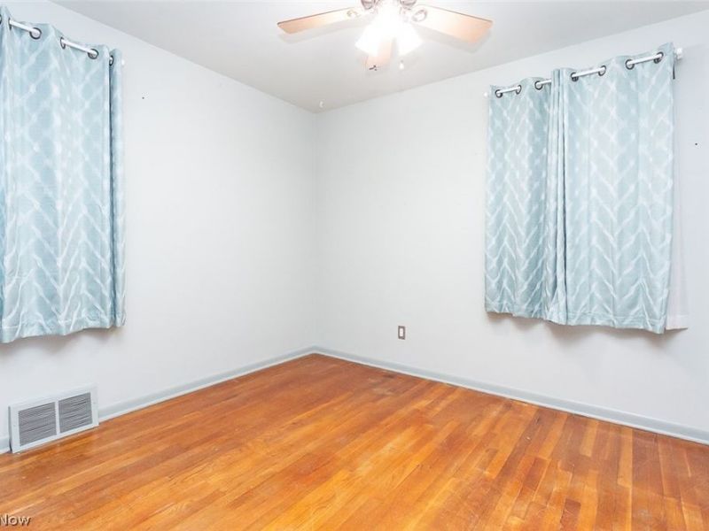 28855 Hazel Avenue, Wickliffe, OH 44092 Photo 20