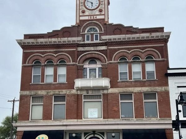 111 2nd Street NW, Unit 1, Stuart, IA 50250