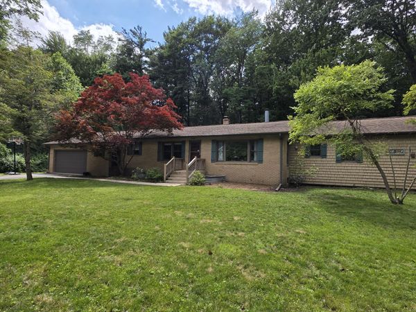 12370 Dunes Road, Sawyer, MI 49125