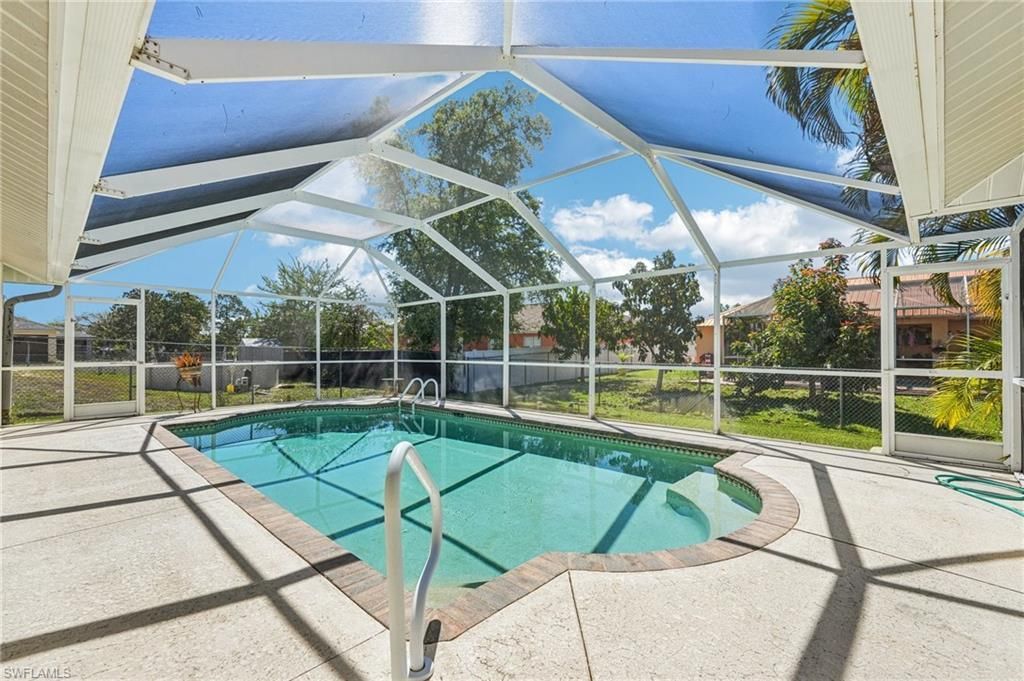 4007 11th St W, Lehigh Acres, FL 33971 Photo