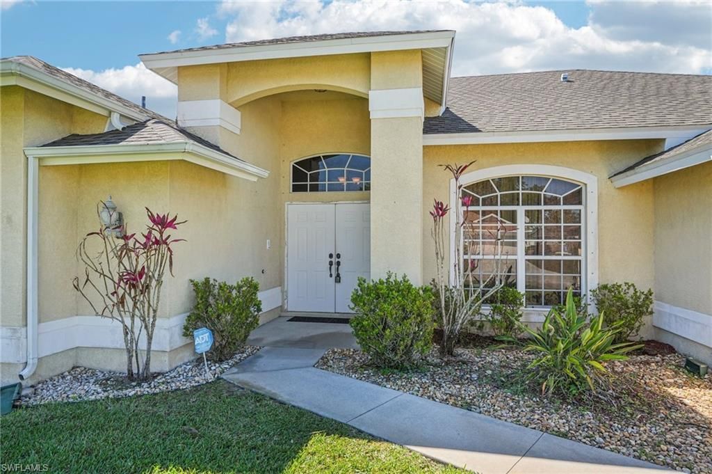 4007 11th St W, Lehigh Acres, FL 33971 Photo