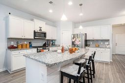 593 Heritage Downs Dr. photo 4