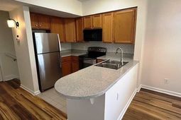 4595 Girvan Dr.  photo 4