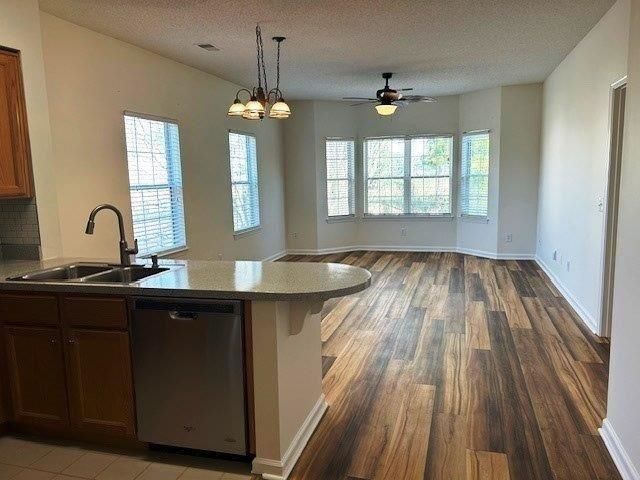 4595 Girvan Dr.  Photo 7