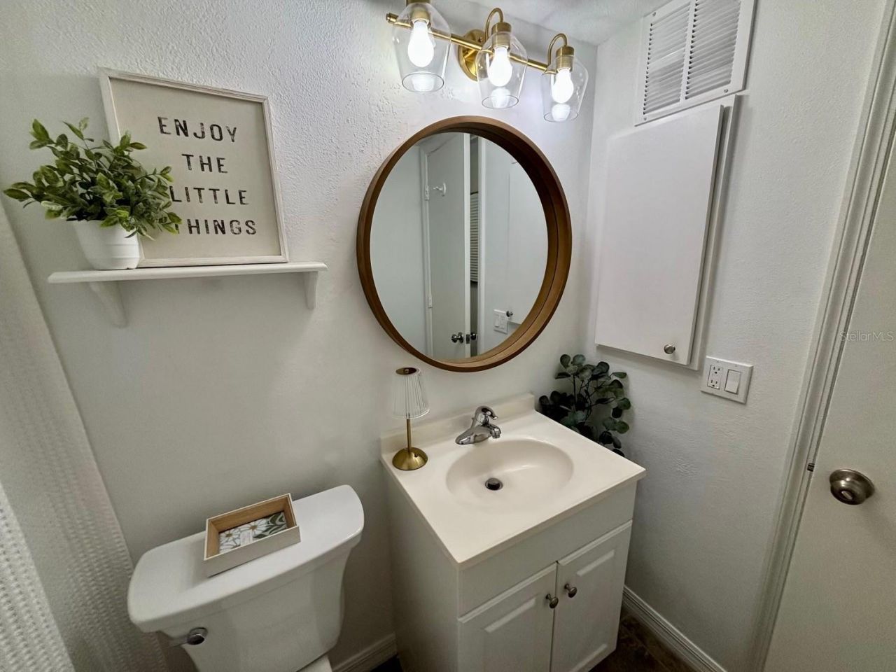 3700 S Osprey Avenue, Unit 112, Sarasota, FL 34239 Photo