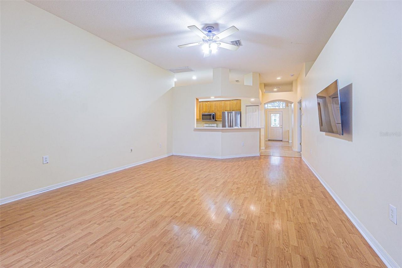 18024 Arbor Crest Drive, Tampa, FL 33647 Photo