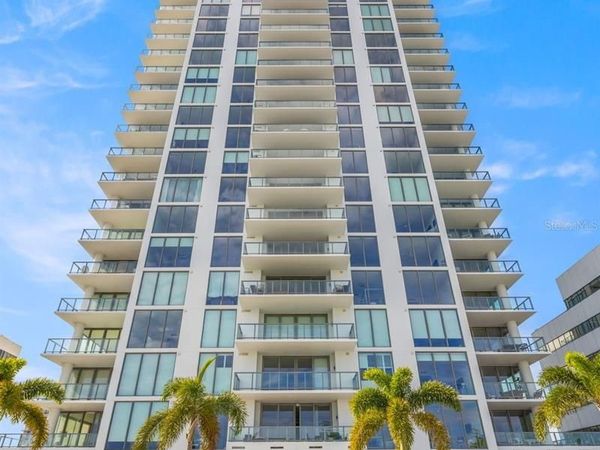 301 1ST STREET S, Unit 3205, ST PETERSBURG, FL 33701