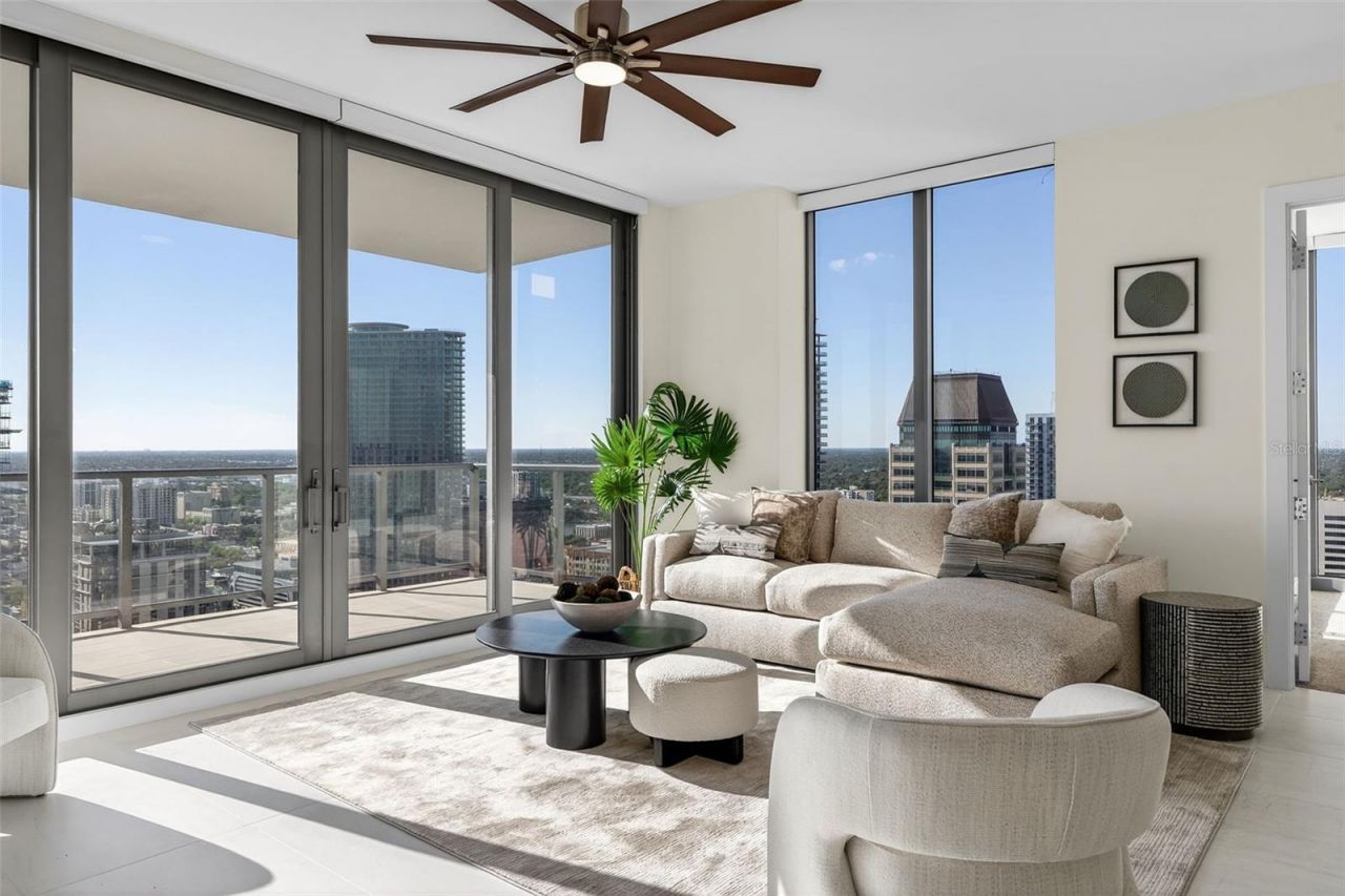 301 1st Street S, Unit 3205, Saint Petersburg, FL 33701 Photo