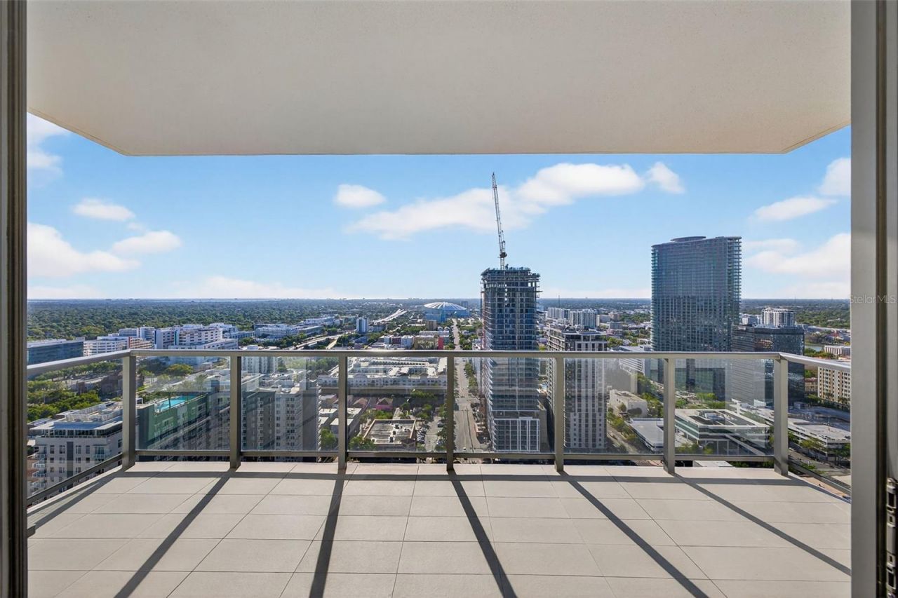 301 1st Street S, Unit 3205, Saint Petersburg, FL 33701 Photo