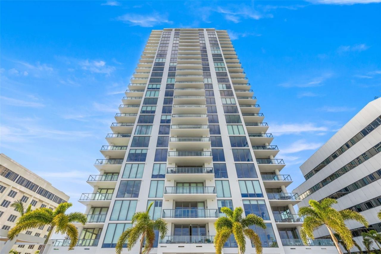 301 1st Street S, Unit 3205, Saint Petersburg, FL 33701 Photo