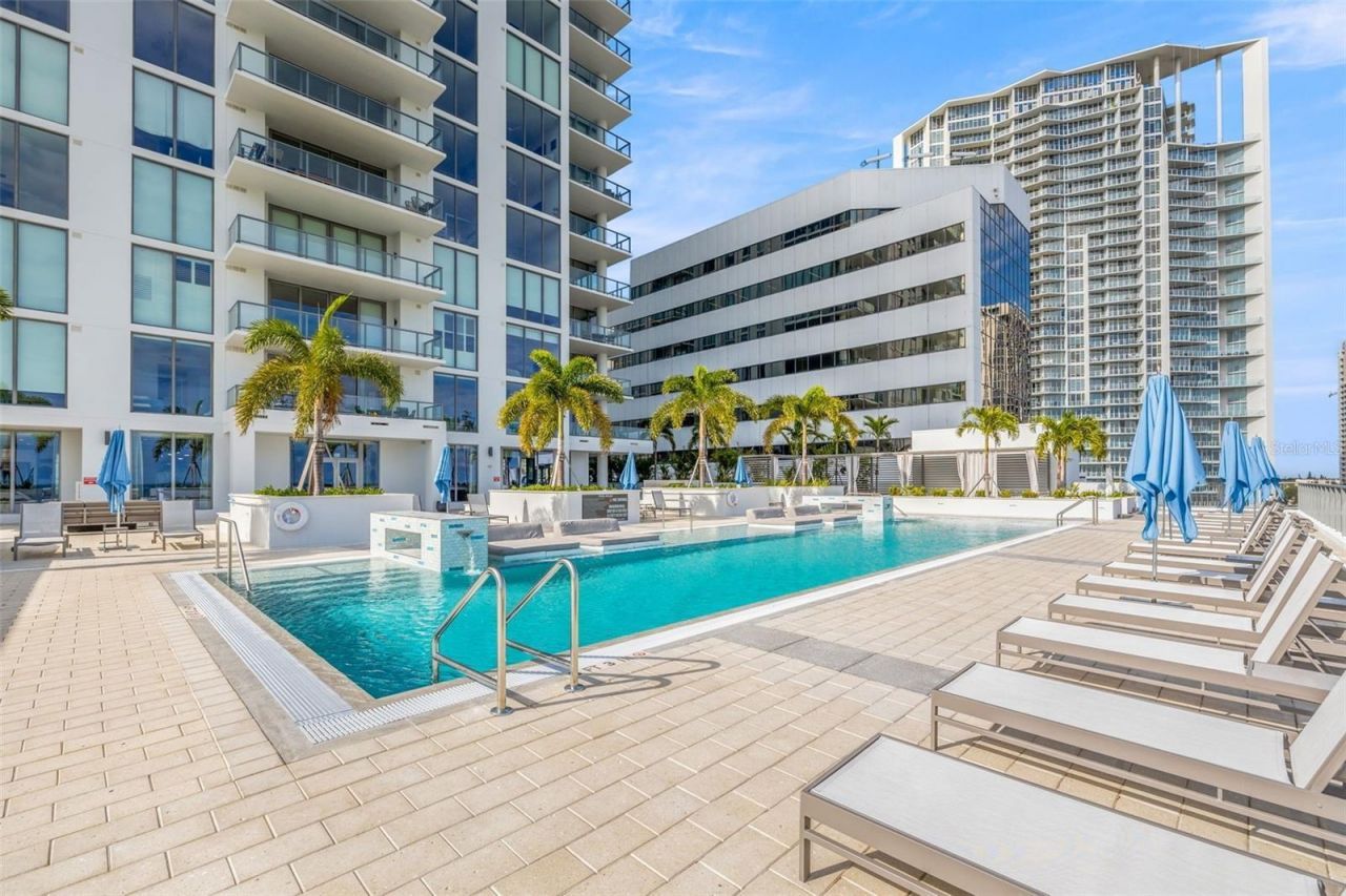 301 1st Street S, Unit 3205, Saint Petersburg, FL 33701 Photo