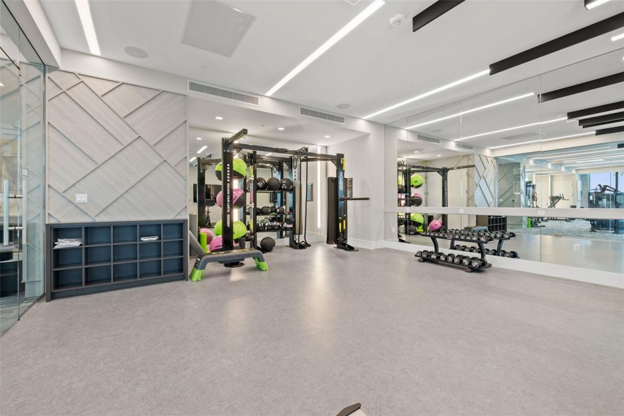 301 1st Street S, Unit 3205, Saint Petersburg, FL 33701 Photo