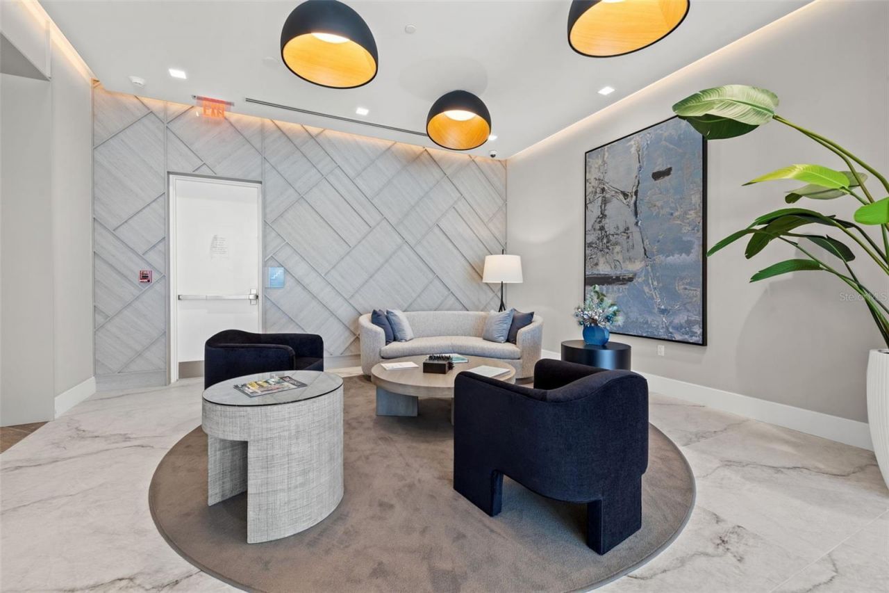 301 1st Street S, Unit 3205, Saint Petersburg, FL 33701 Photo