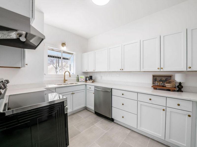 583 E Columbus Street, Columbus, OH 43206 Photo 11