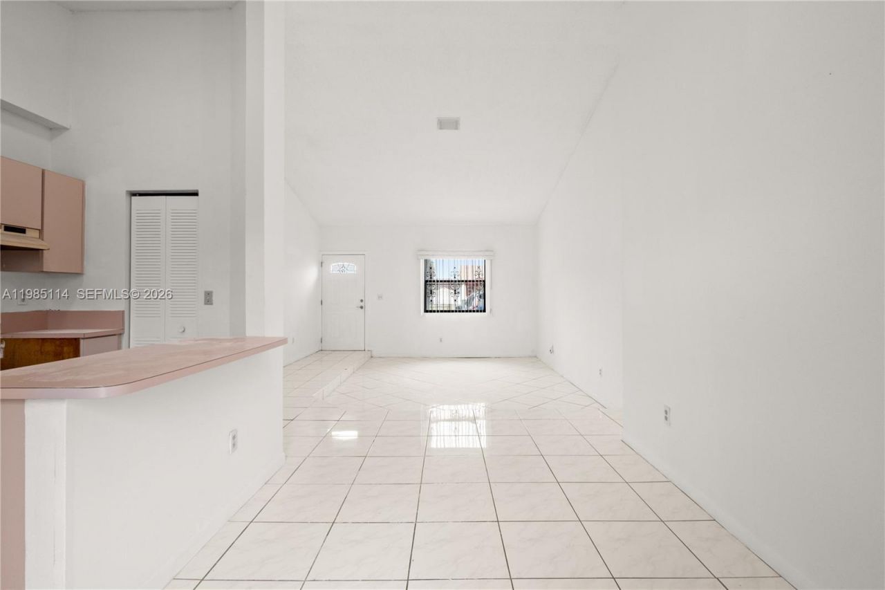 3490 NW 194 St, Miami Gardens, FL 33056 Photo