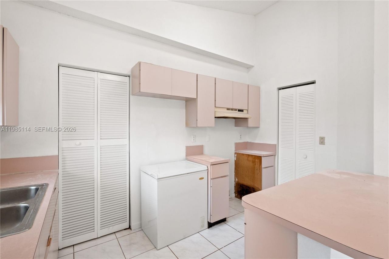 3490 NW 194 St, Miami Gardens, FL 33056 Photo