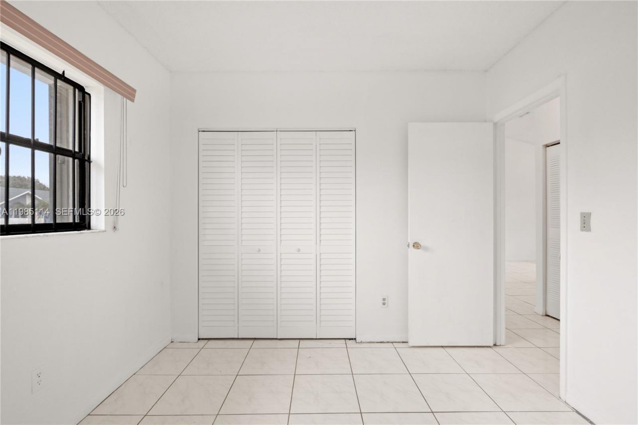 3490 NW 194 St, Miami Gardens, FL 33056 Photo